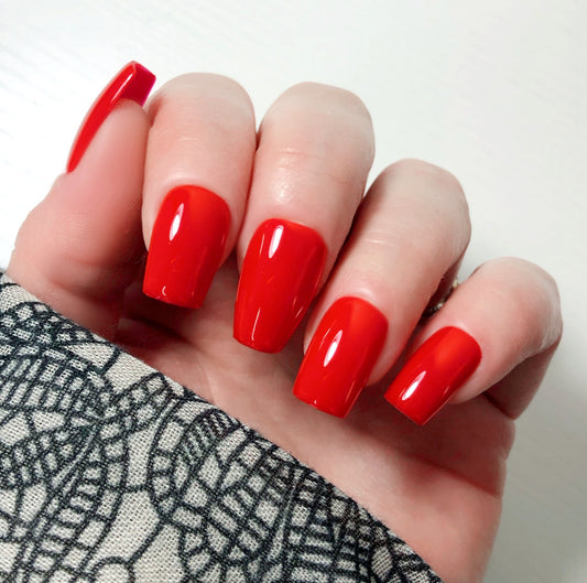 press on nails rouge intense, red