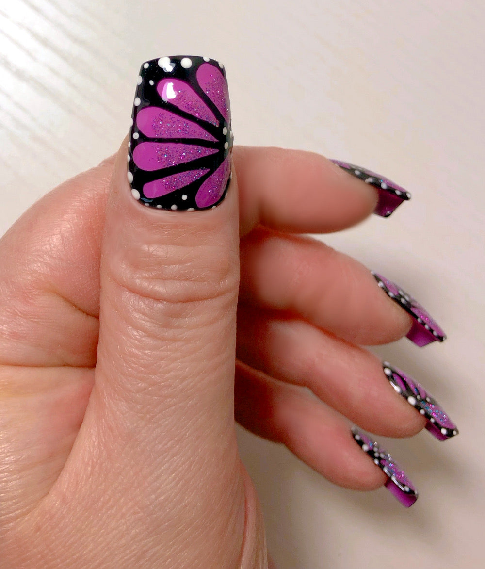 Purplefly - Venuza Nails