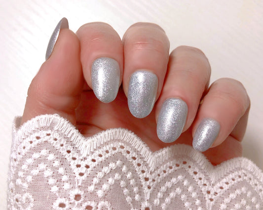 Press-On Nails Broken – Faux ongles gris unis