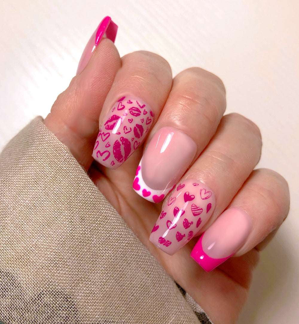 Tender Kiss - Venuza Nails