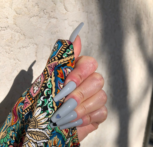 press on nails gris clair, light grey