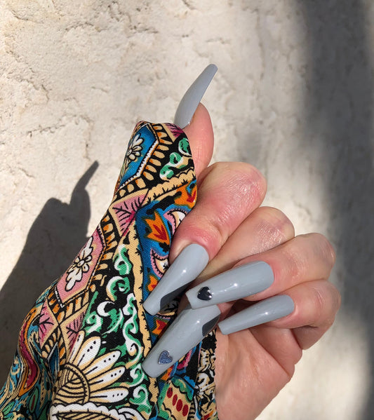 press on nails gris clair, light grey