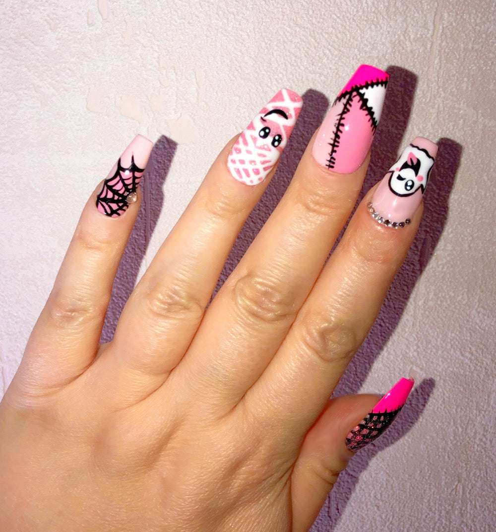 Caspery - Venuza Nails