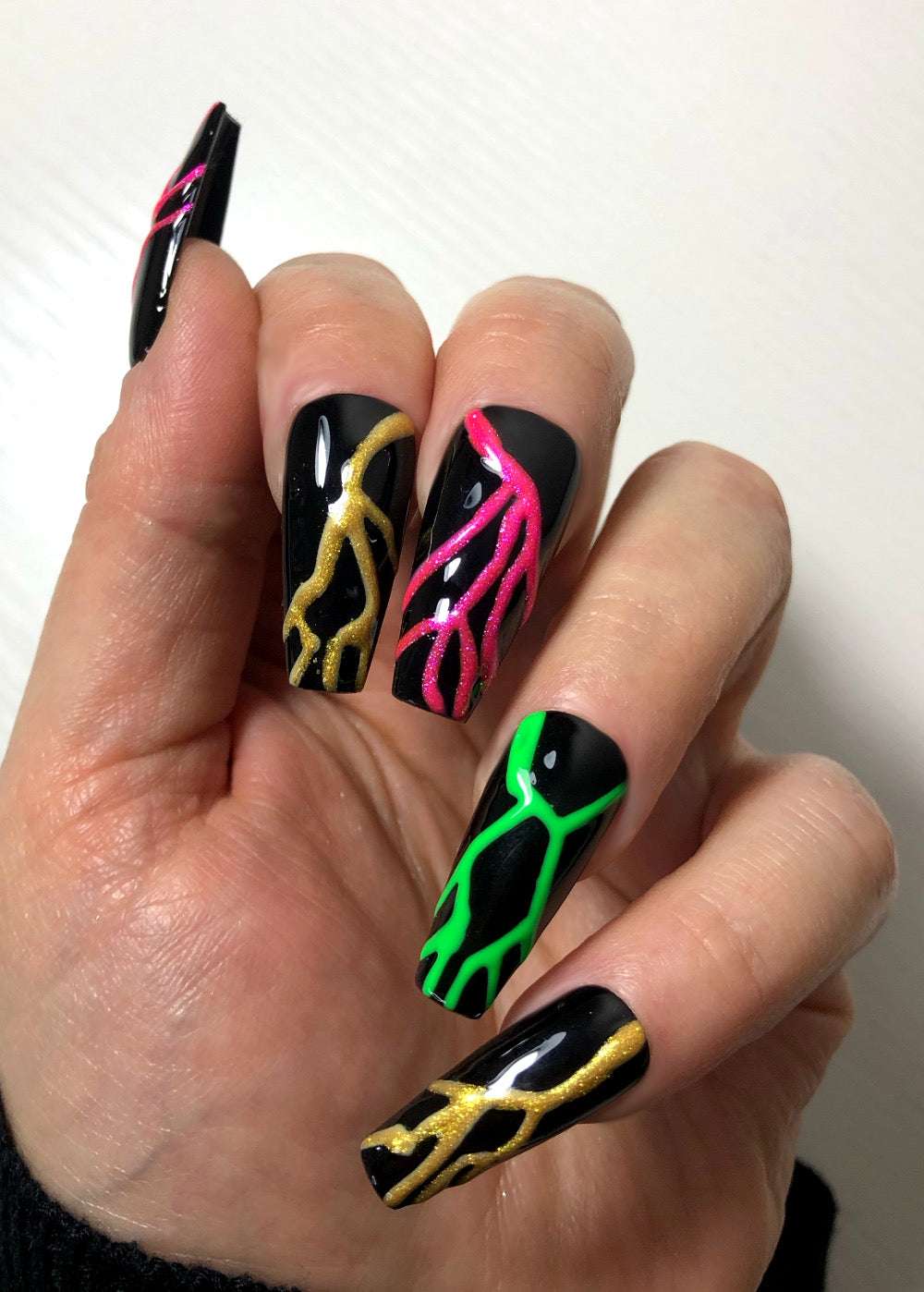 Ray Of Light - Venuza Nails