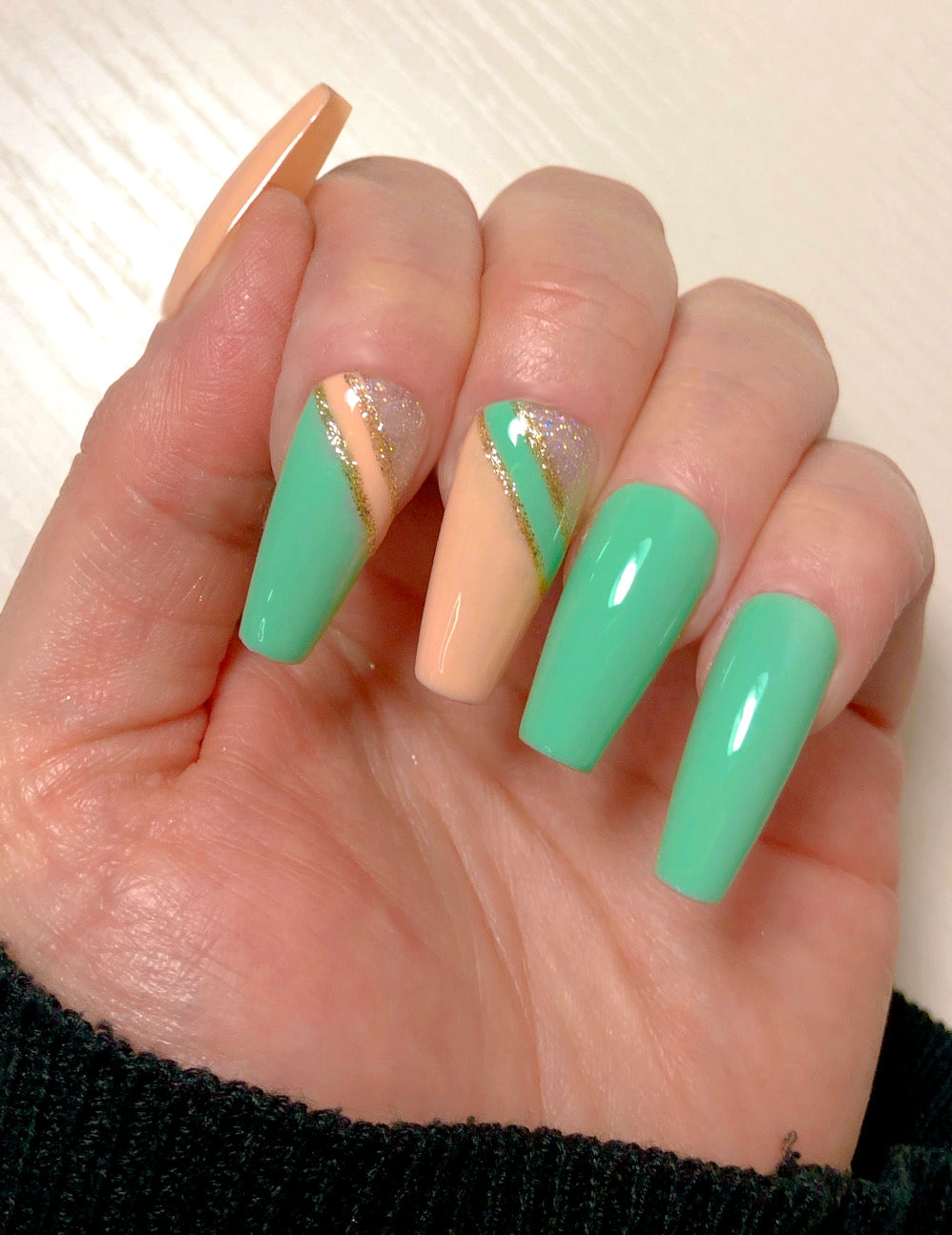 Nude Pistache - Venuza Nails