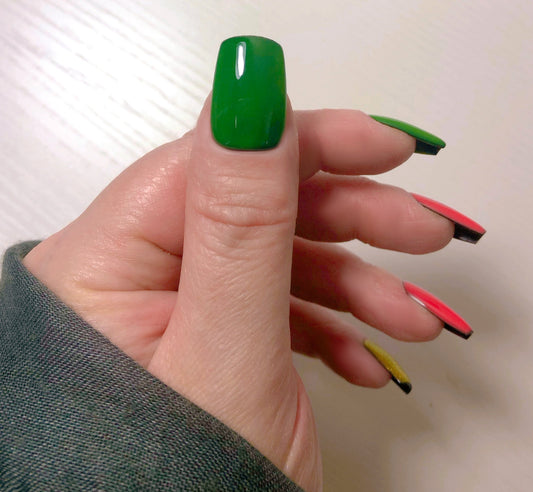 press on nails tricolores, rouge, vert, or