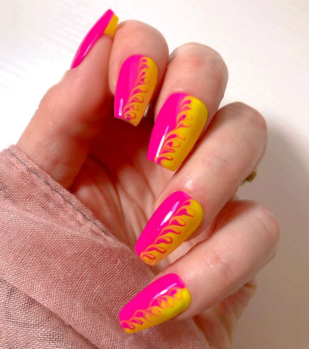 BubbleGum - Venuza Nails
