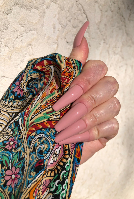 press on nails nude pink