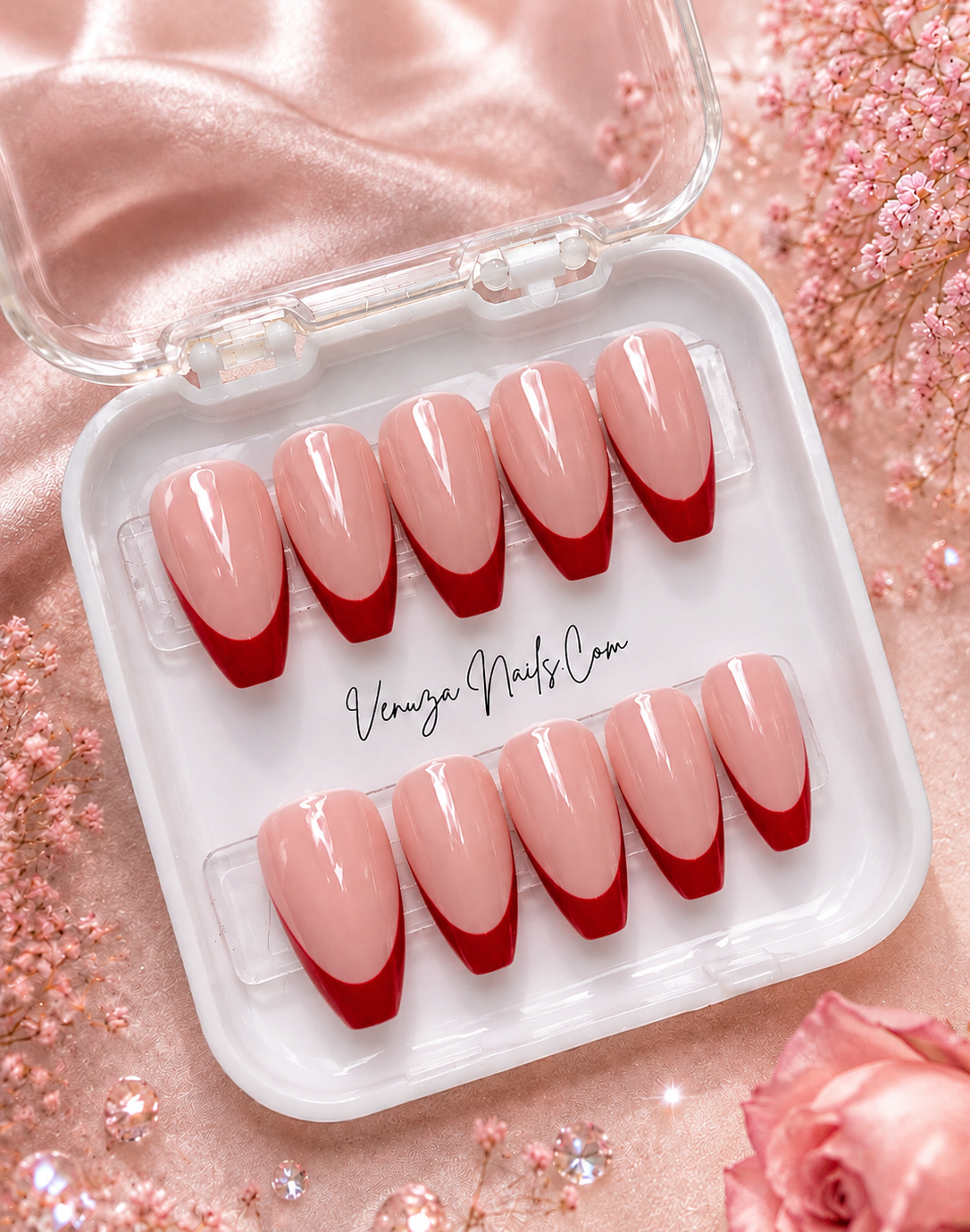 Press-on nails forme coffin avec French manucure brillante, disponibles en rouge – Venuza Nails