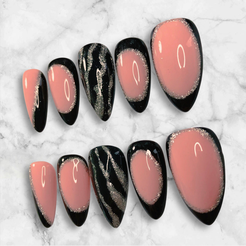 press-on-nails-noir-argente-euphoria