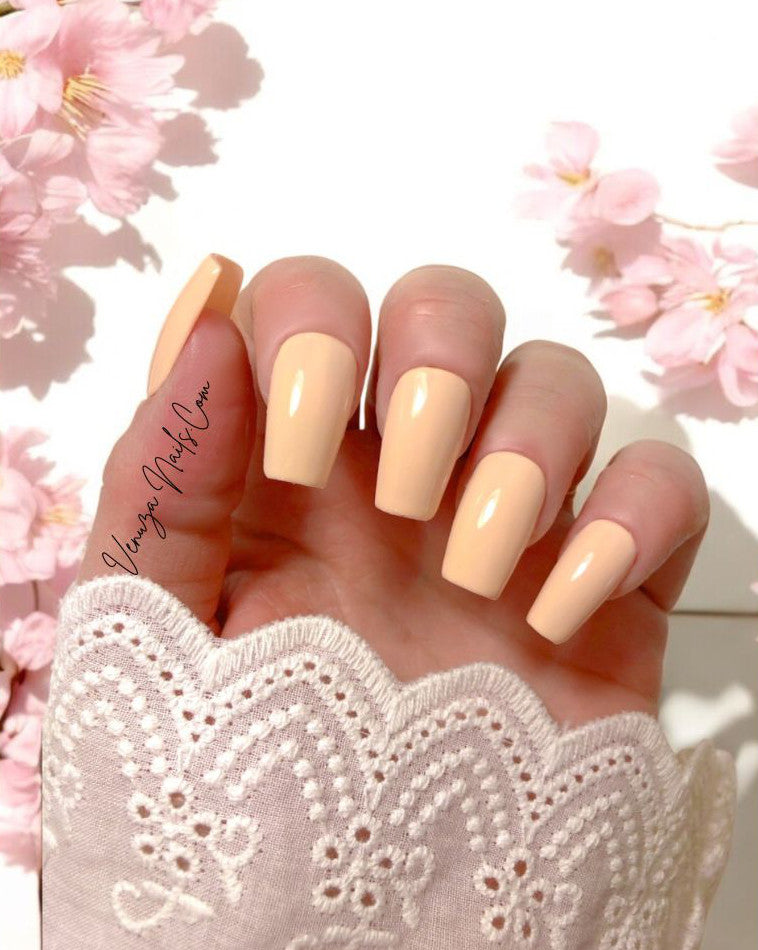 press-on-nails-vanilla-couleur-unie