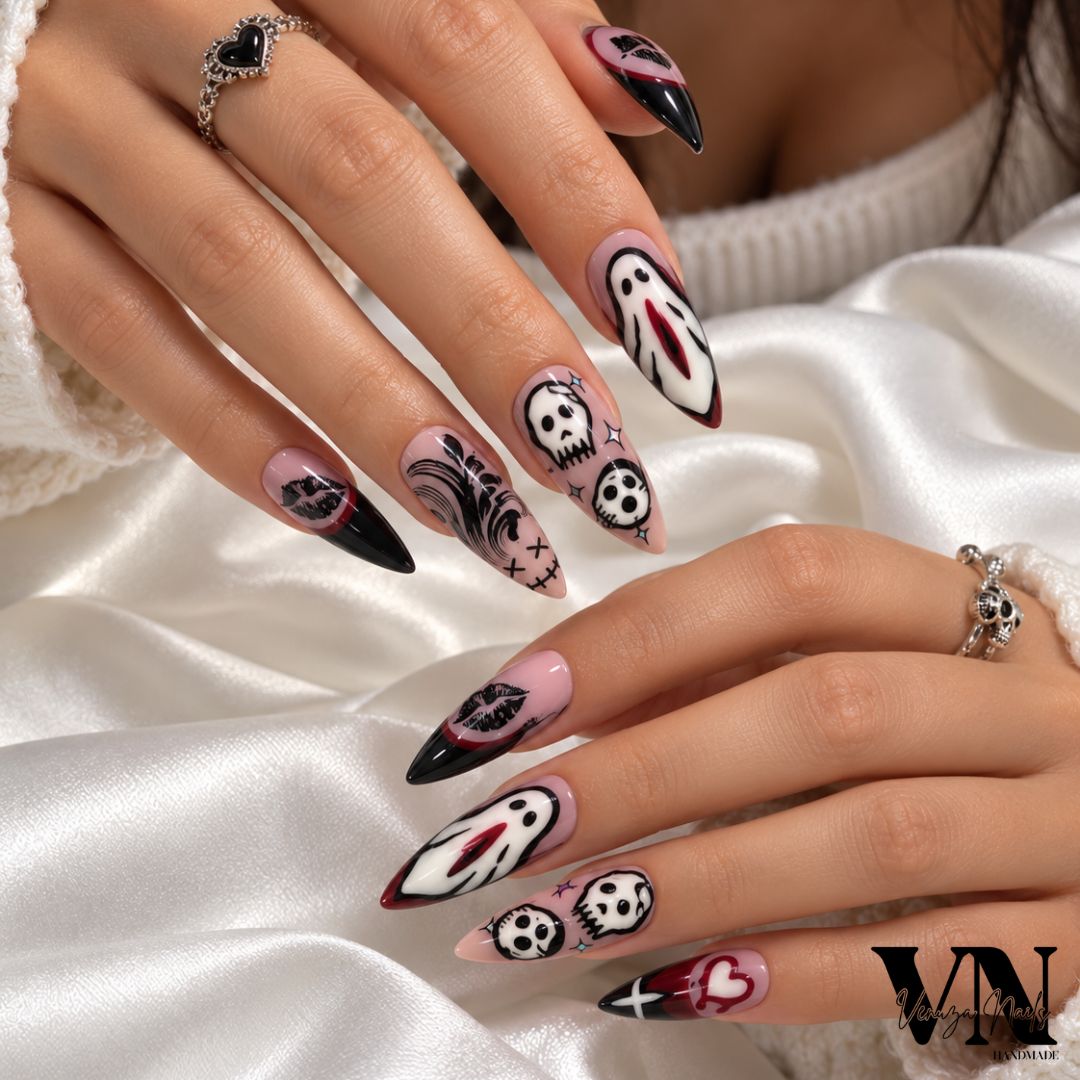 Kiss The Ghost - Press On Nails Gothique Halloween