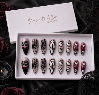 Kiss The Ghost (édition limitée)