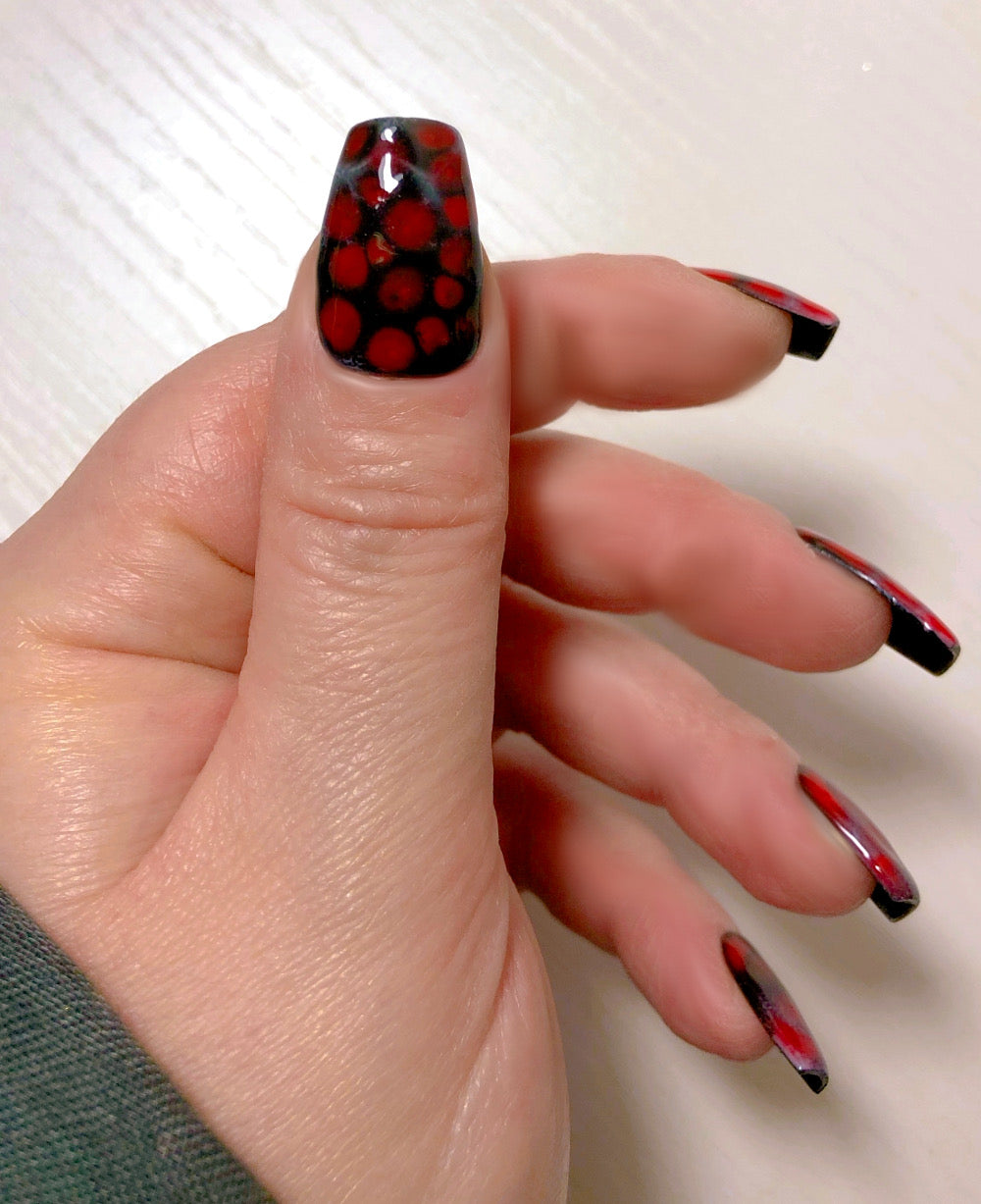 Maléfique - Venuza Nails