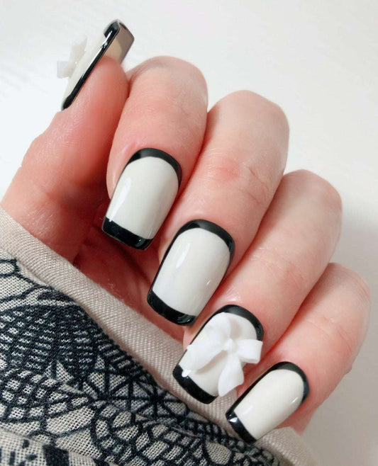 Baker.J - Venuza Nails