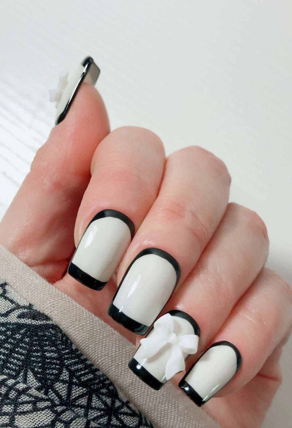 Baker.J - Venuza Nails