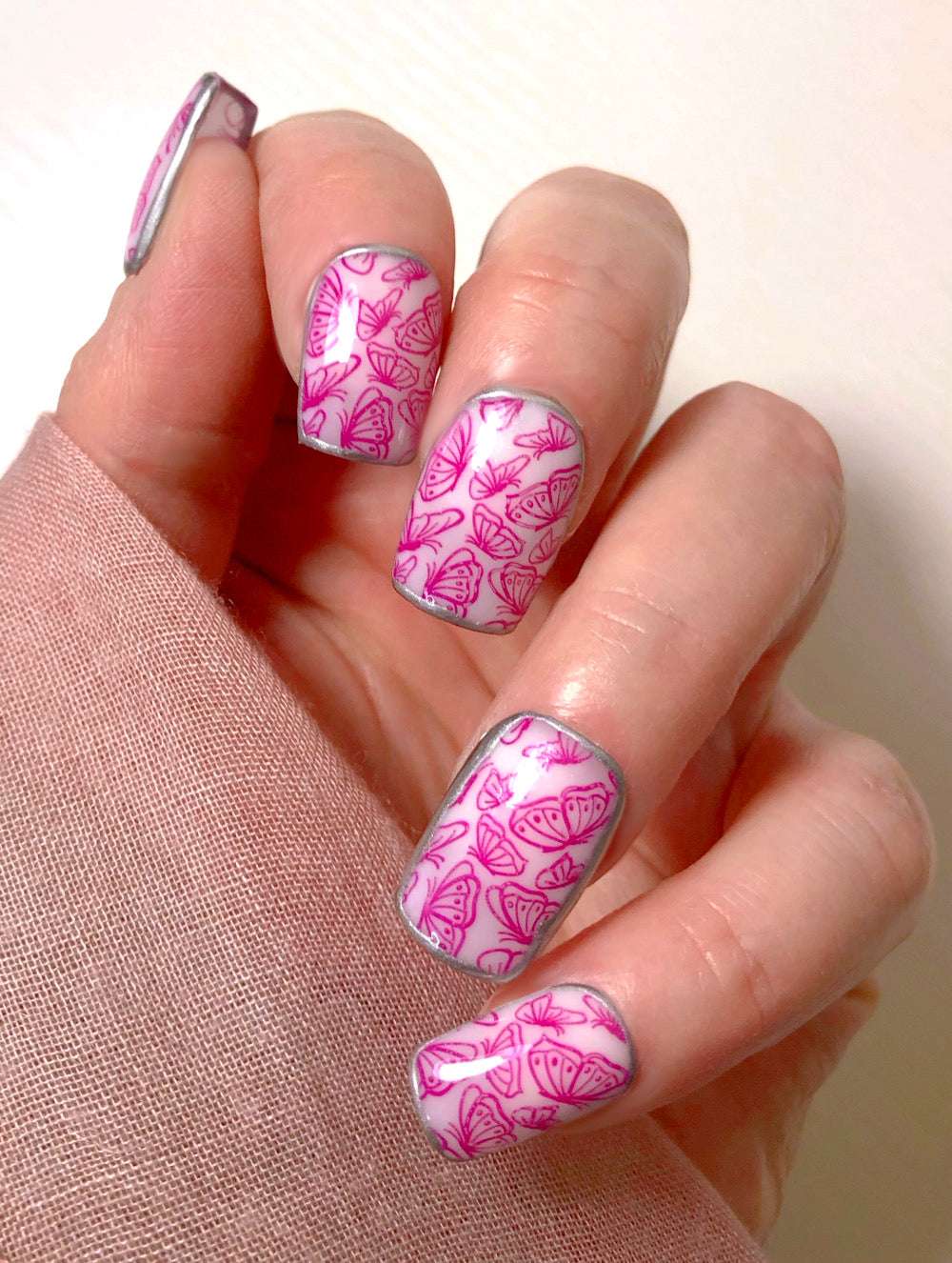 Fantasia - Venuza Nails