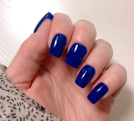 Marine - Venuza Nails