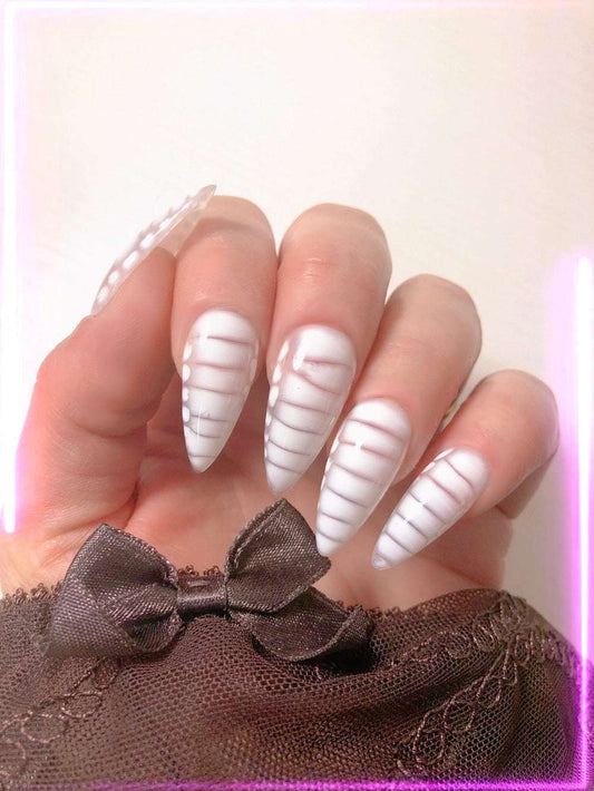 Nails Sauvage - Venuza Nails