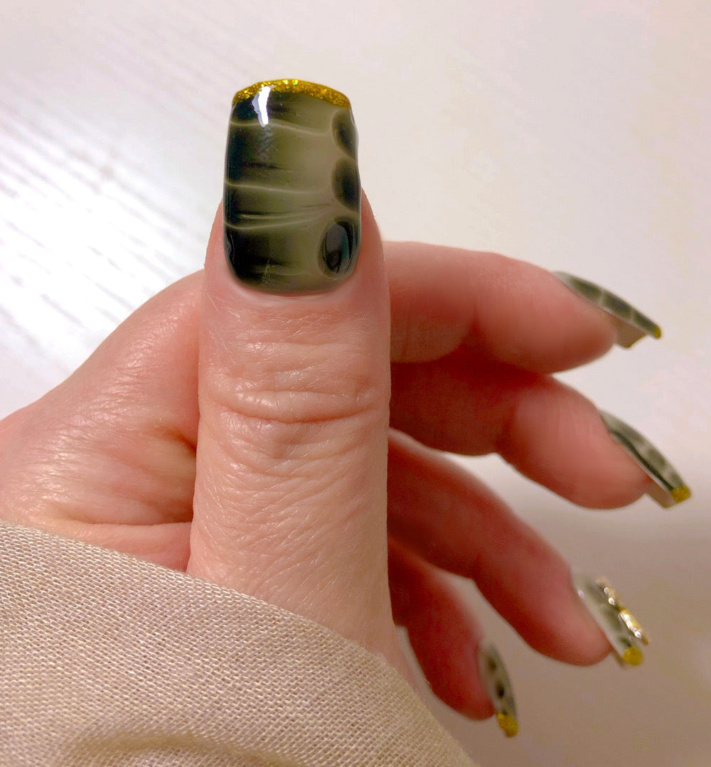 Black Turtle - Venuza Nails