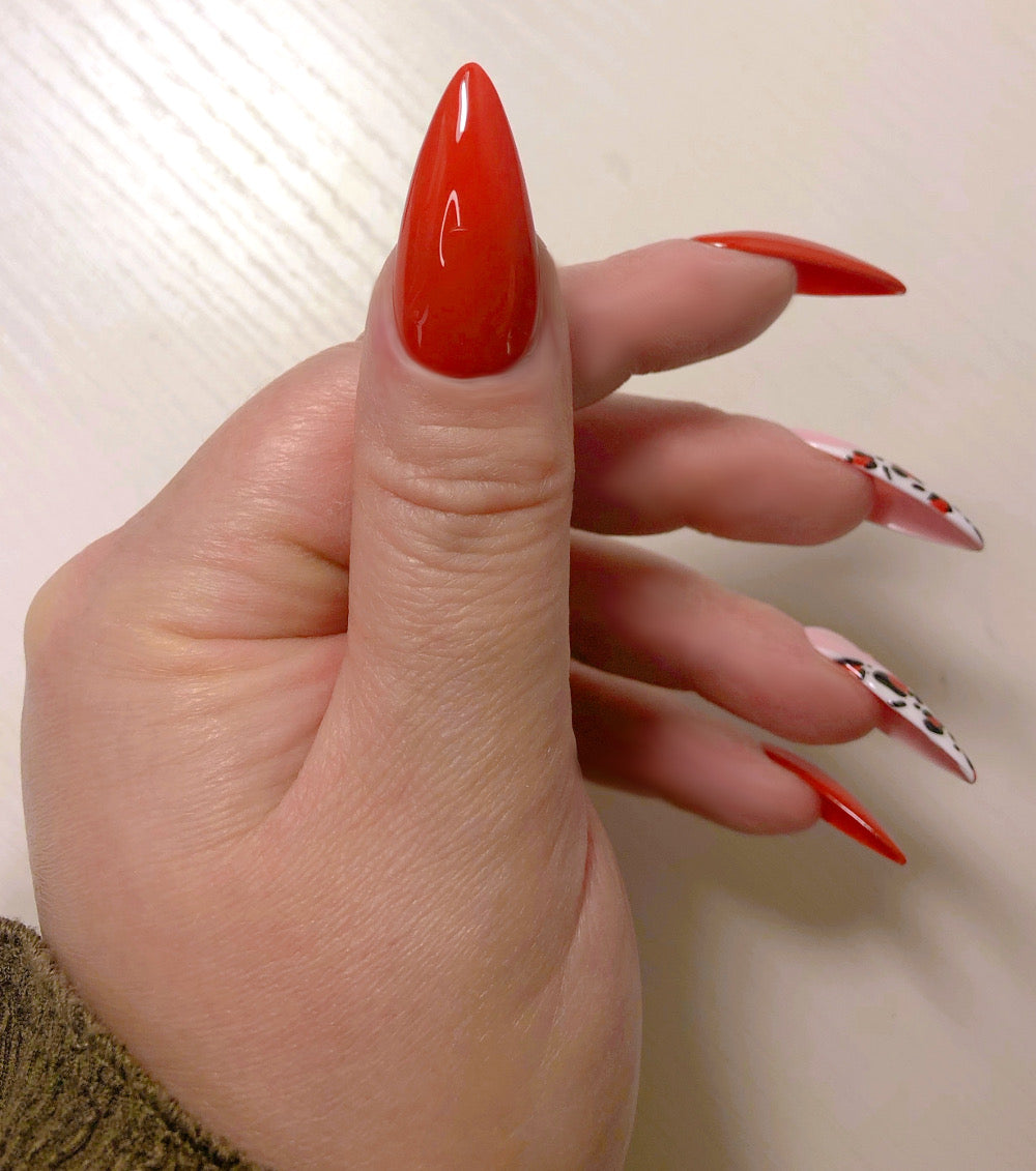 Amanda - Venuza Nails