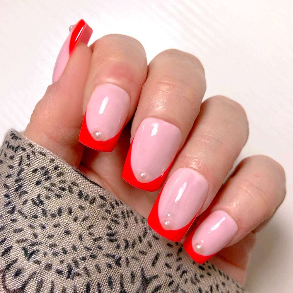 Alicia - Venuza Nails