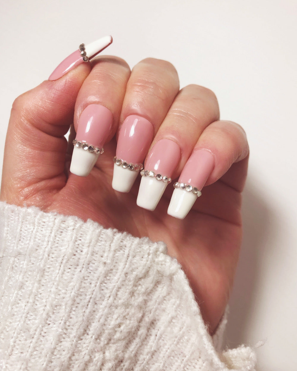 faux-ongles-french-manucure-strass-3