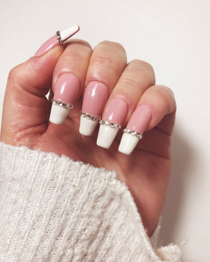 faux-ongles-french-manucure-strass-3