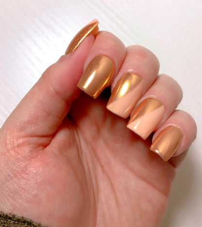 Goldy Nude - Venuza Nails