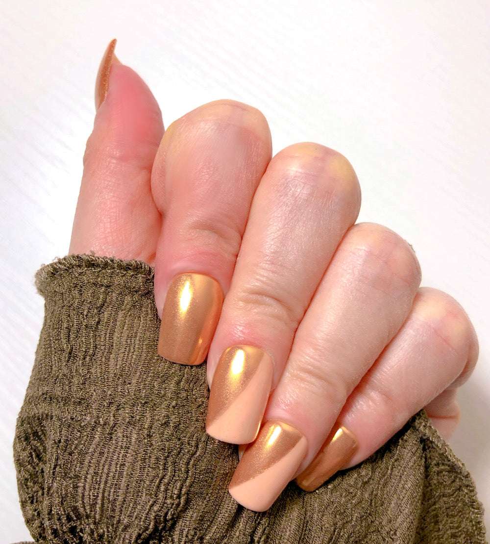 Goldy Nude - Venuza Nails