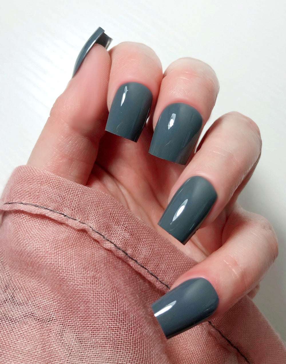 Gris Orage - Venuza Nails
