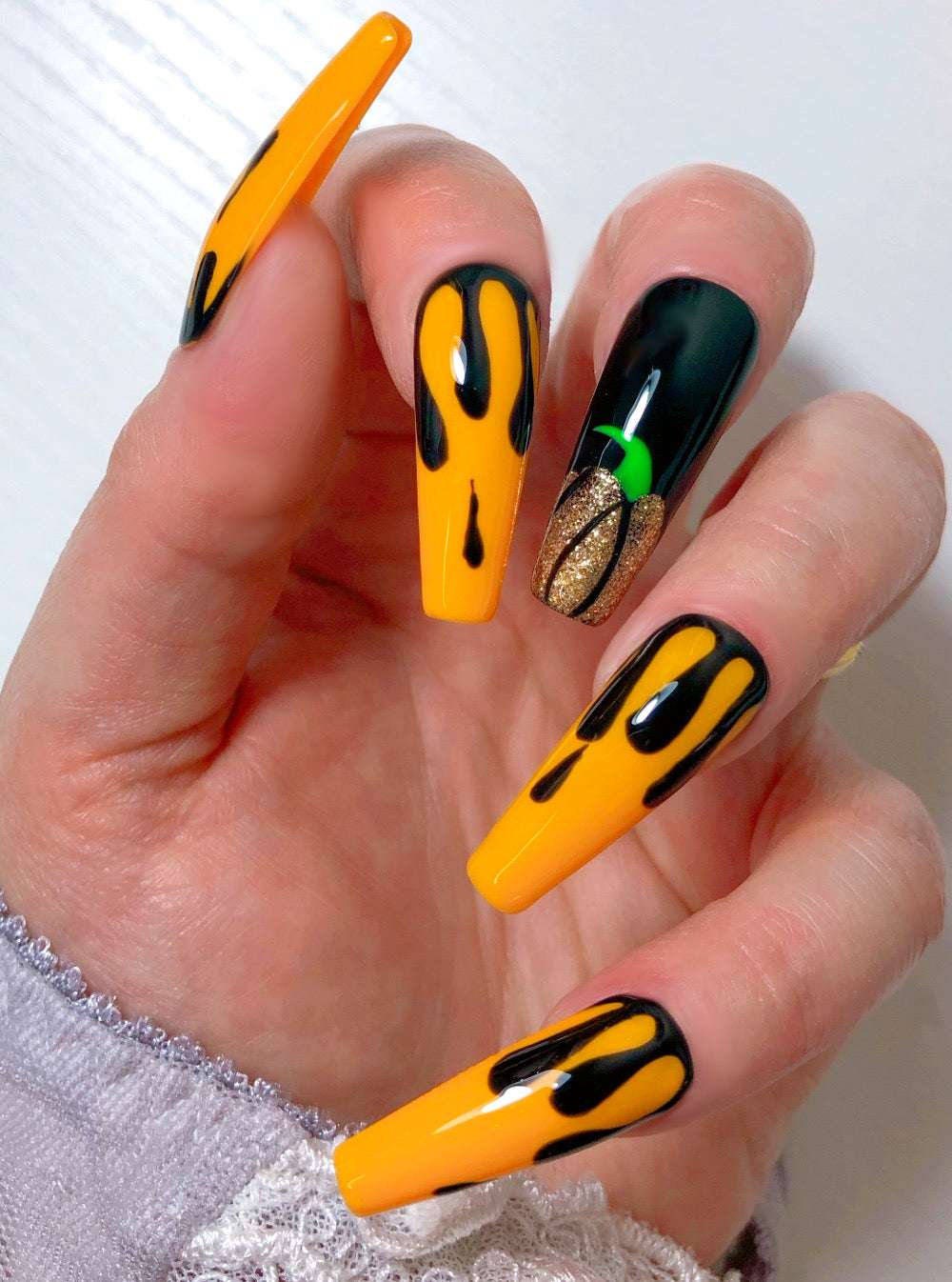 Orangy - Venuza Nails