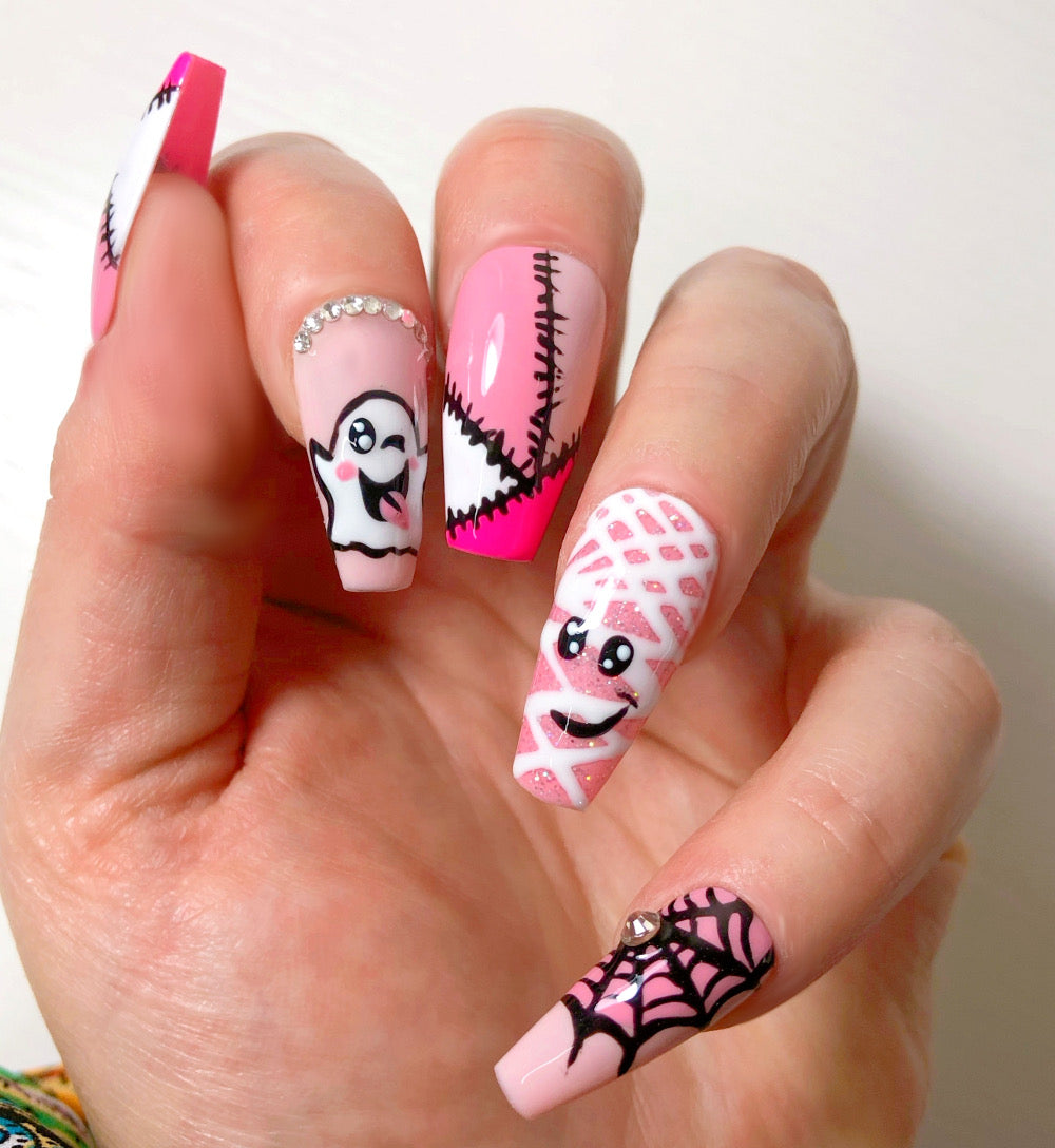Caspery - Venuza Nails