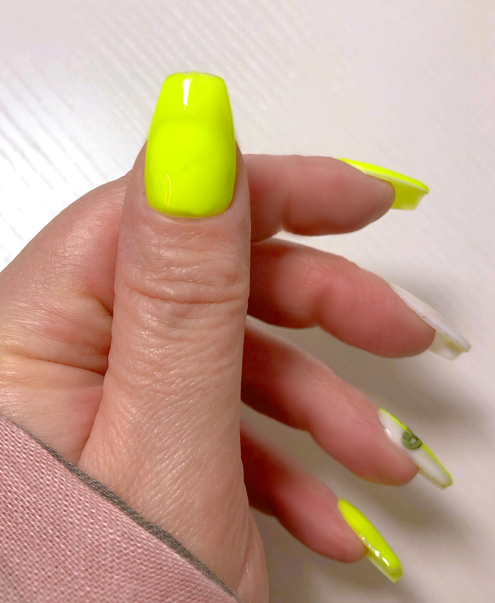 Snake - Venuza Nails