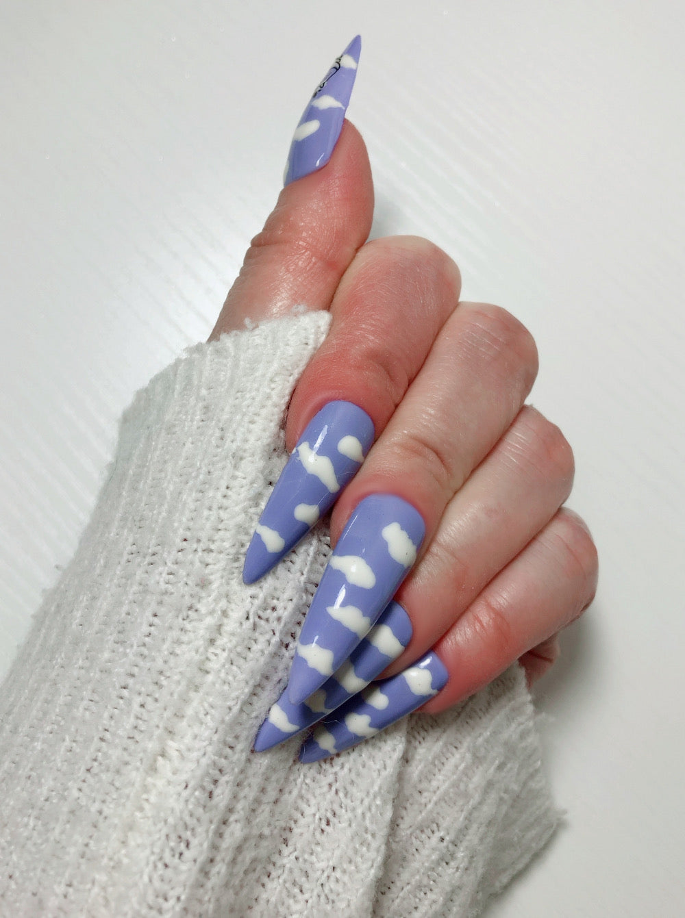 faux-ongles-mauve-nuages-heartfinger-5