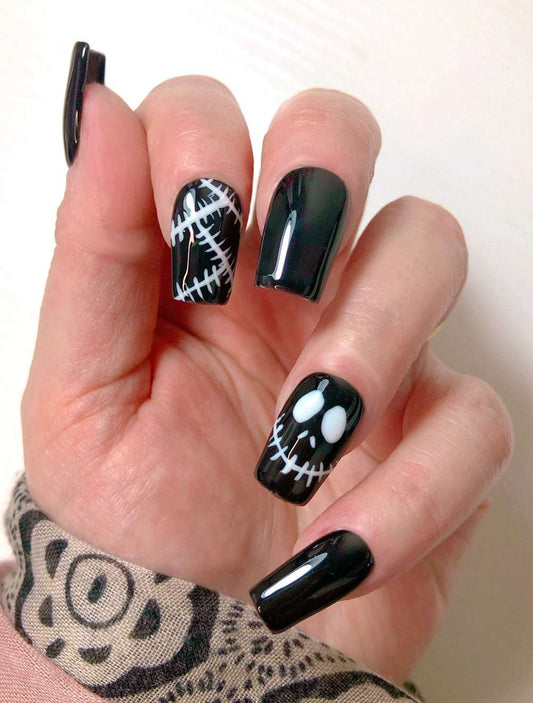 Scary - Venuza Nails