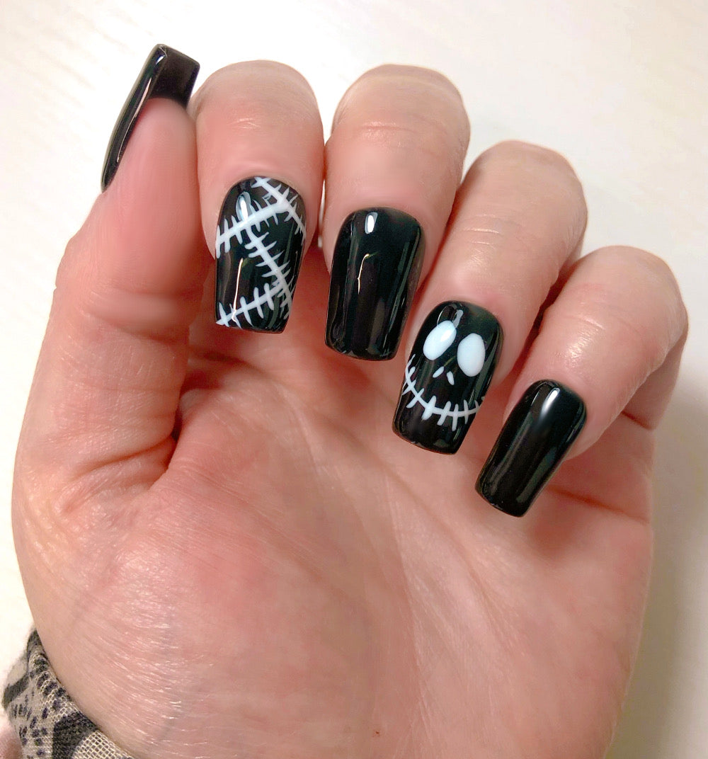 Scary - Venuza Nails