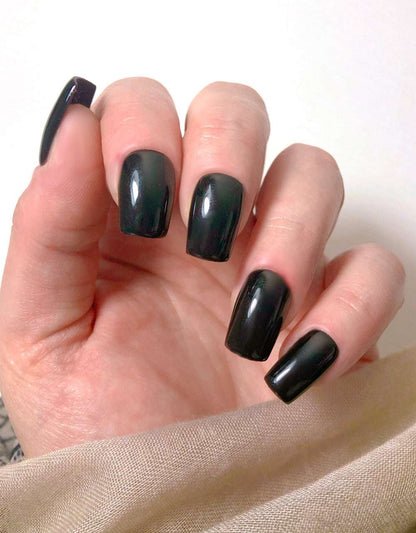 Basic Black - Venuza Nails