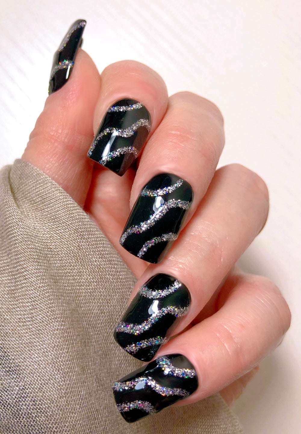 Altess - Venuza Nails