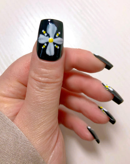 Fleurista - Venuza Nails
