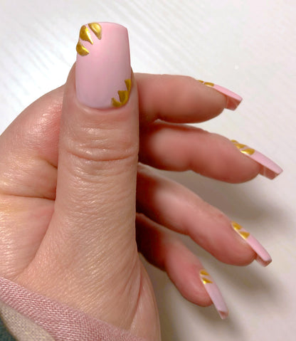 Lilie - Venuza Nails