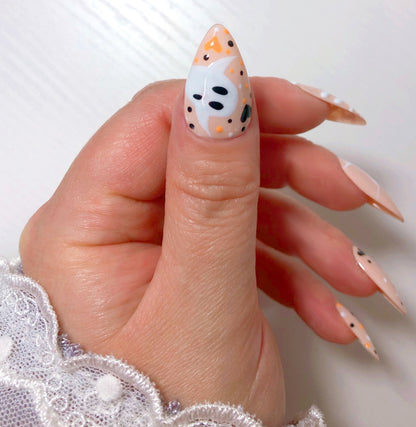Little Ghost - Venuza Nails