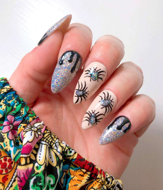 Glittery - Venuza Nails