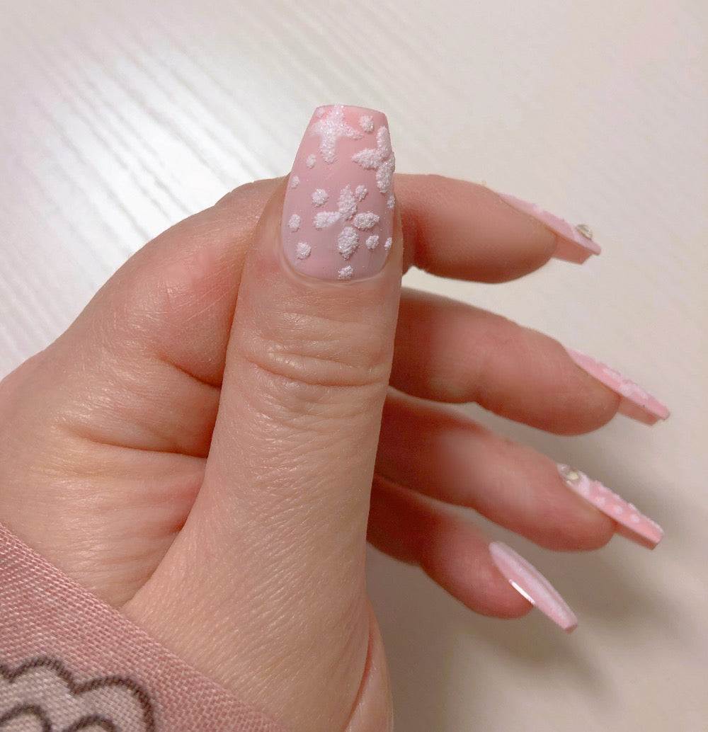 Snow Girl - Venuza Nails