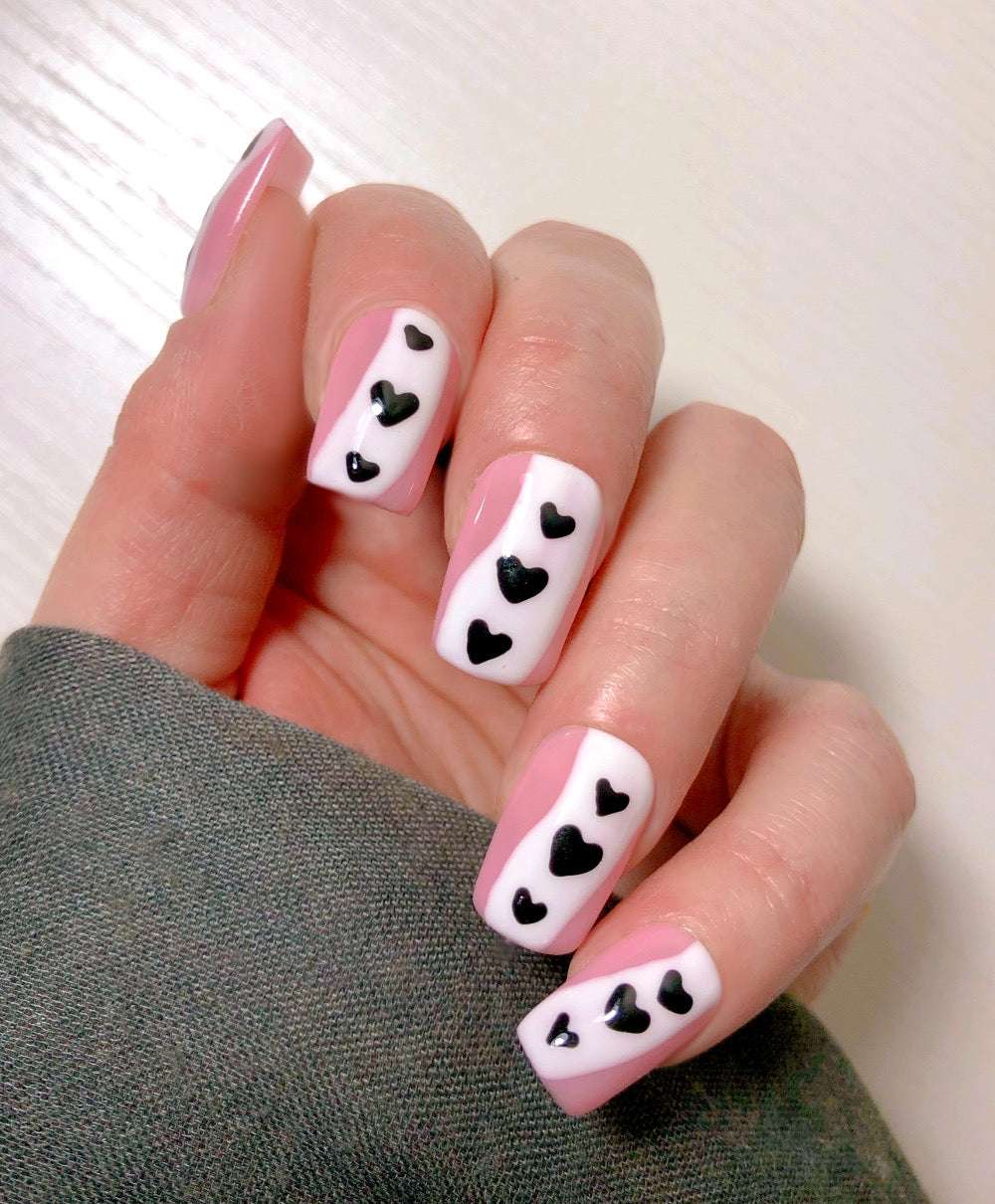 Addiction - Venuza Nails