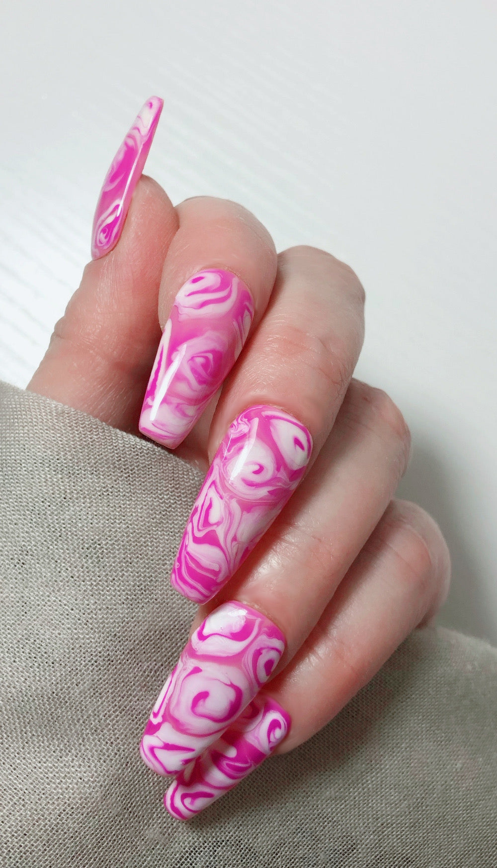 Rose Marbré - Venuza Nails
