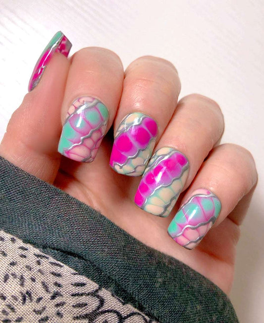 Tropical Lagoon - Venuza Nails
