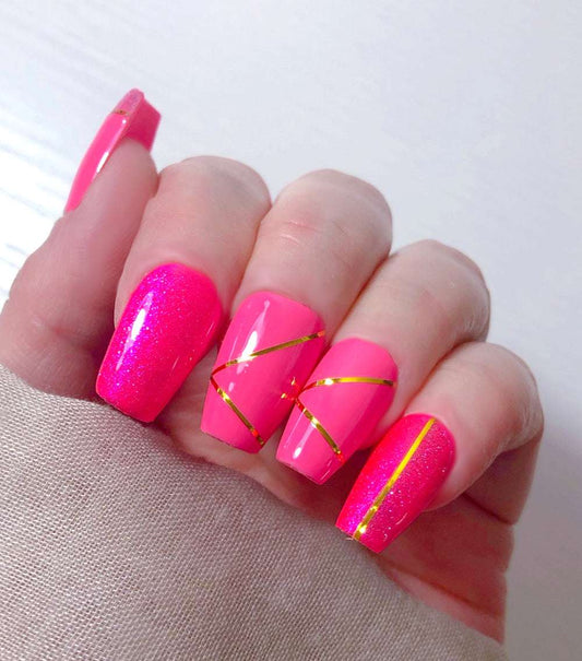 Ariana - Venuza Nails