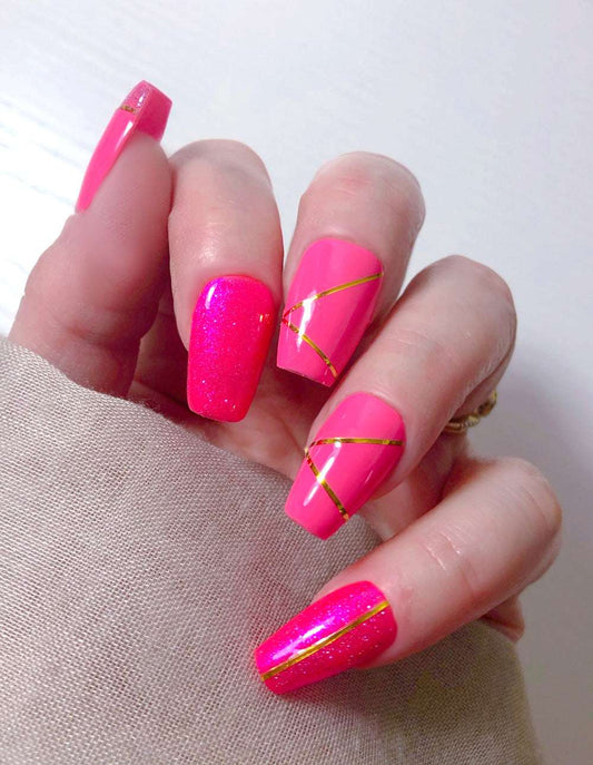 Ariana - Venuza Nails