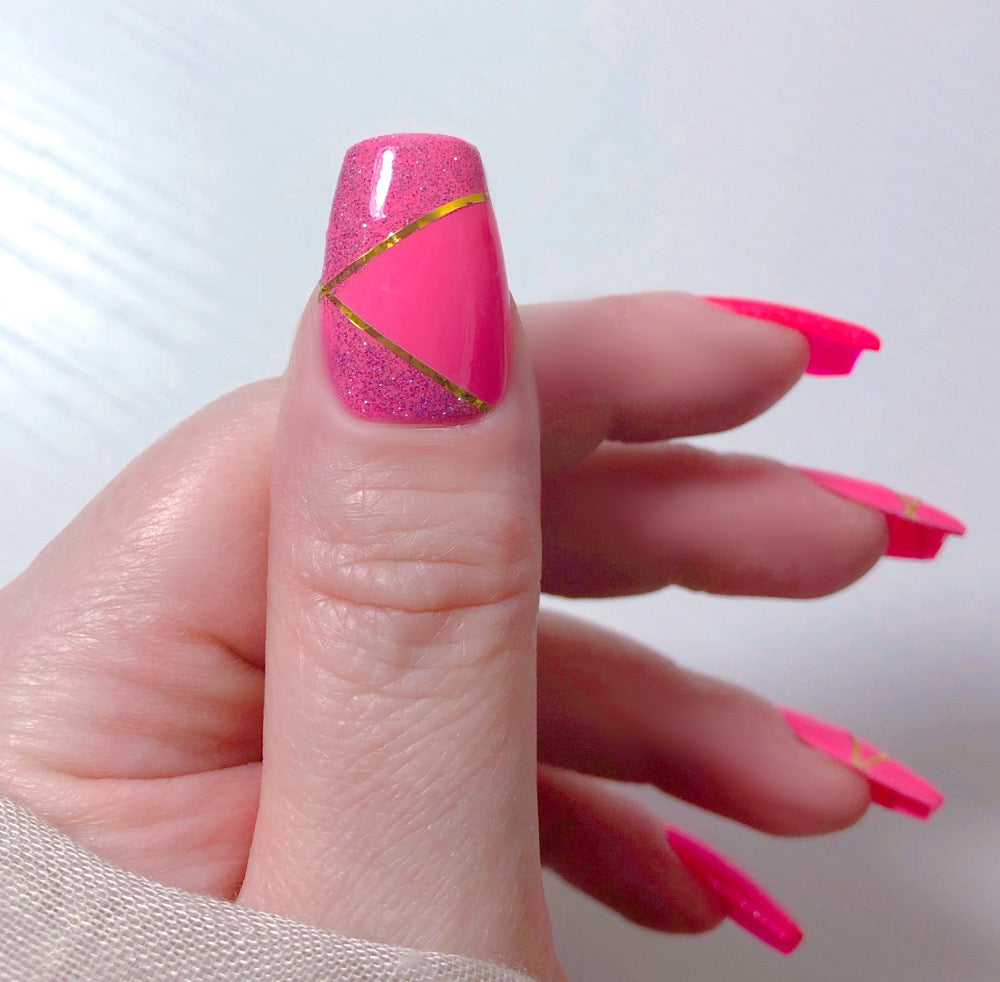 Ariana - Venuza Nails